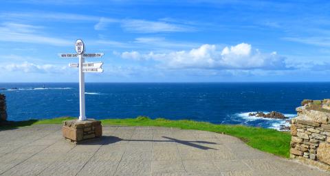 lands end sign post