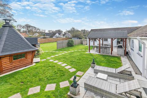 Riverside Retreat Rear Garden